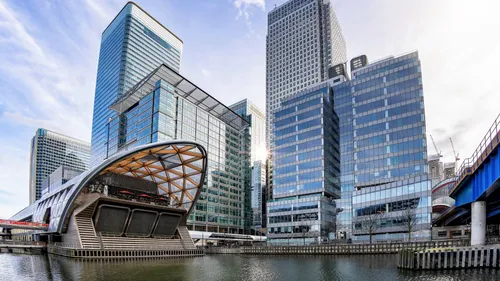 VirtusLab_expands_with_a_UK_branch_office_in_London-min.jpg